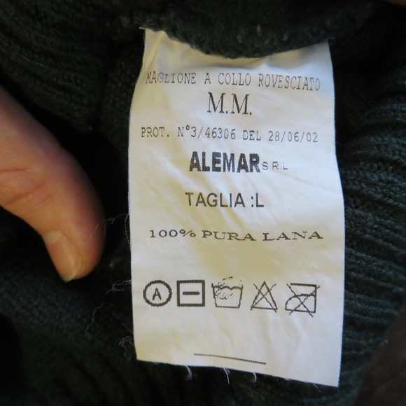 SOLD 100% Wool Dark Green Italian Sweater - Picture 3 of 3
